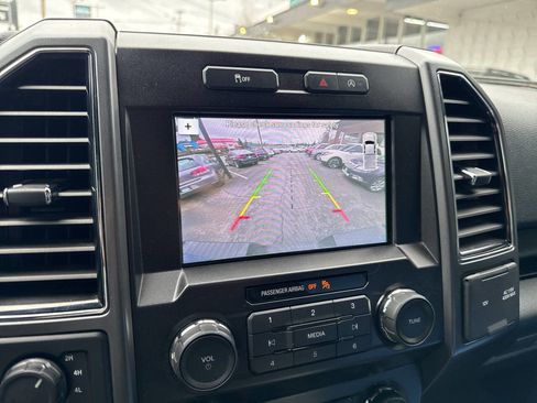 Used 2019 Ford F150 XLT w/ Equipment Group 302A Luxury image 17