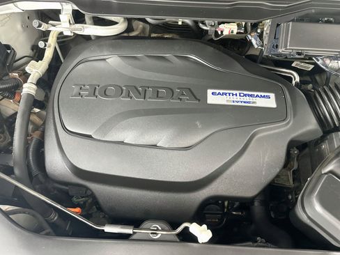 Used 2020 Honda Pilot Touring image 34