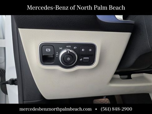 Certified 2022 Mercedes-Benz GLB 250 image 25