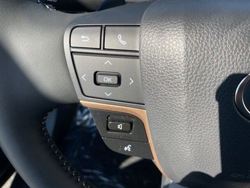 New 2025 Toyota Crown Signia image 29