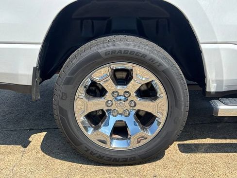 Used 2019 RAM 1500 Big Horn AWD/4WD image 37