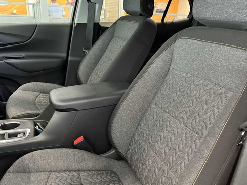 Used 2022 Chevrolet Equinox LT AWD/4WD image 10