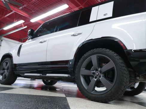 Used 2023 Land Rover Defender 110 V8 image 48