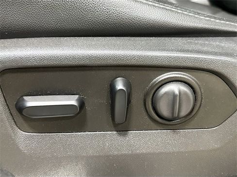 Used 2019 GMC Sierra 1500 SLT w/ SLT Premium Package image 22