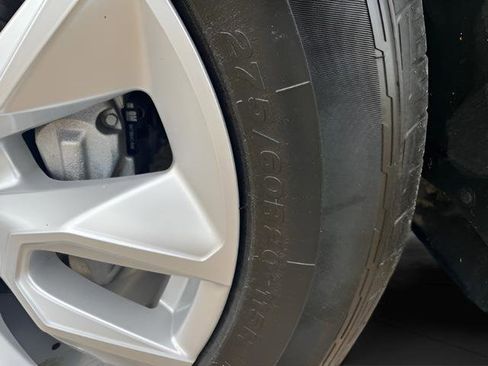 Used 2022 Chevrolet Silverado 1500 Custom image 11