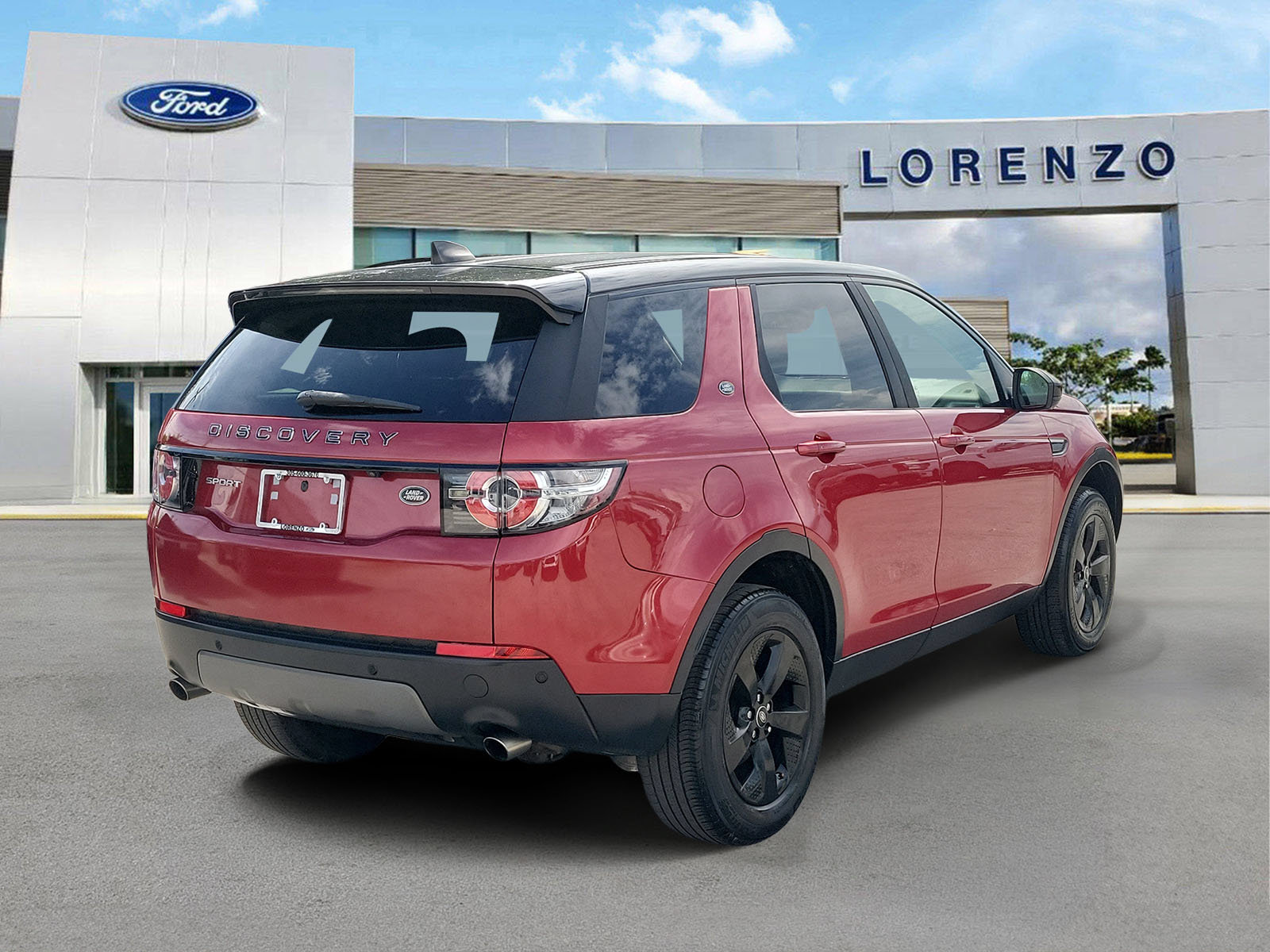 Used 2019 Land Rover Discovery Sport SE AWD/4WD image 5