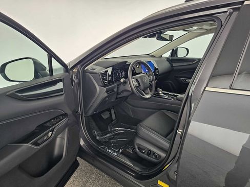 Used 2025 Lexus NX 250 FWD w/ Accessory Package (2T) image 19