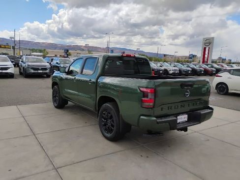 New 2026 Nissan Frontier SV w/ Tow Package AWD/4WD image 7