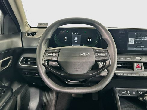Used 2025 Kia K4 FWD image 18