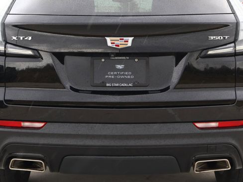 Certified 2023 Cadillac XT4 Sport w/ Cold Weather Package image 10