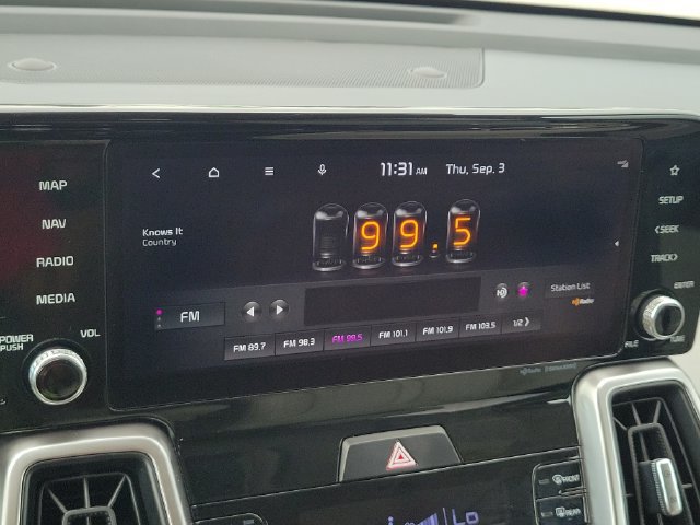 Certified 2022 Kia Sorento S w/ Panoramic Sunroof Package FWD image 26