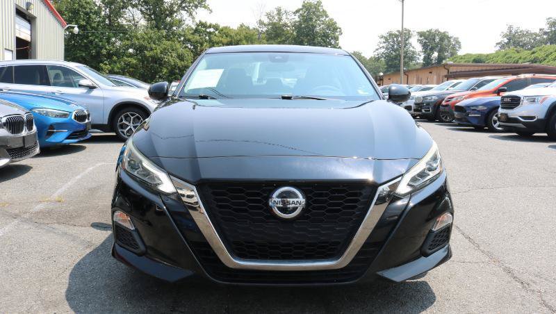 Used 2020 Nissan Altima 2.5 SR FWD image 2