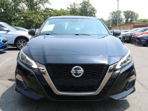 Used 2020 Nissan Altima 2.5 SR FWD image 2