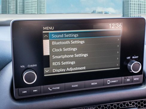 Certified 2024 Honda HR-V LX image 33