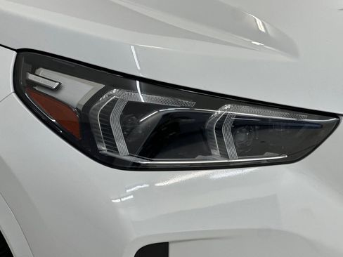 Used 2023 BMW X1 xDrive28i w/ Premium Package AWD/4WD image 11