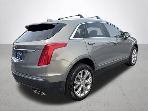 Used 2018 Cadillac XT5 Premium Luxury w/ Driver Assist Package AWD/4WD image 6