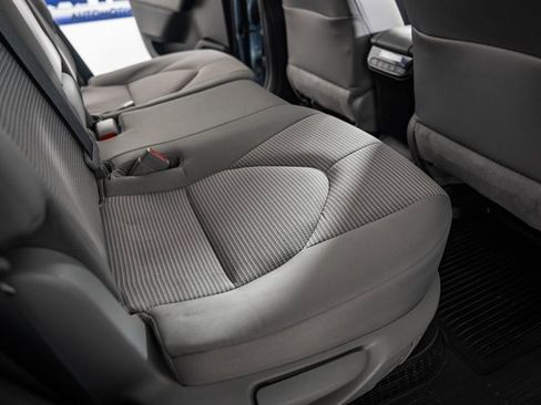 Certified 2023 Toyota Highlander LE image 34