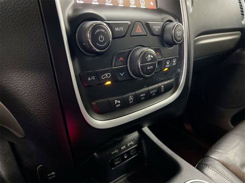 Used 2019 Dodge Durango SXT image 15