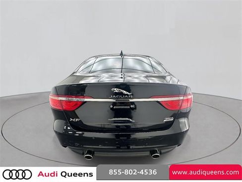 Used 2017 Jaguar XF Premium image 3