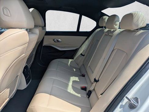Used 2019 BMW 330i Sedan w/ Convenience Package RWD image 20