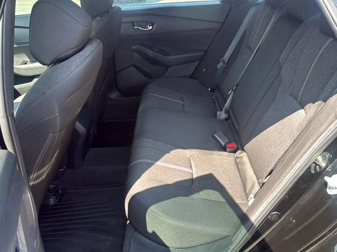 Used 2023 Honda Accord Sport image 15