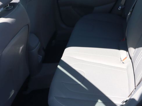 New 2025 Hyundai Elantra Sport image 17