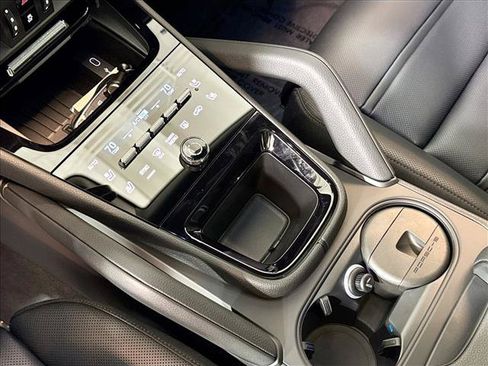 Certified 2026 Porsche Cayenne Coupe AWD/4WD image 19