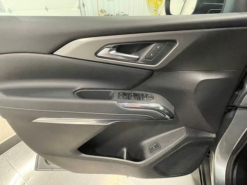 Used 2025 Chevrolet Traverse LT w/ LPO, Floor Liner Package AWD/4WD image 21
