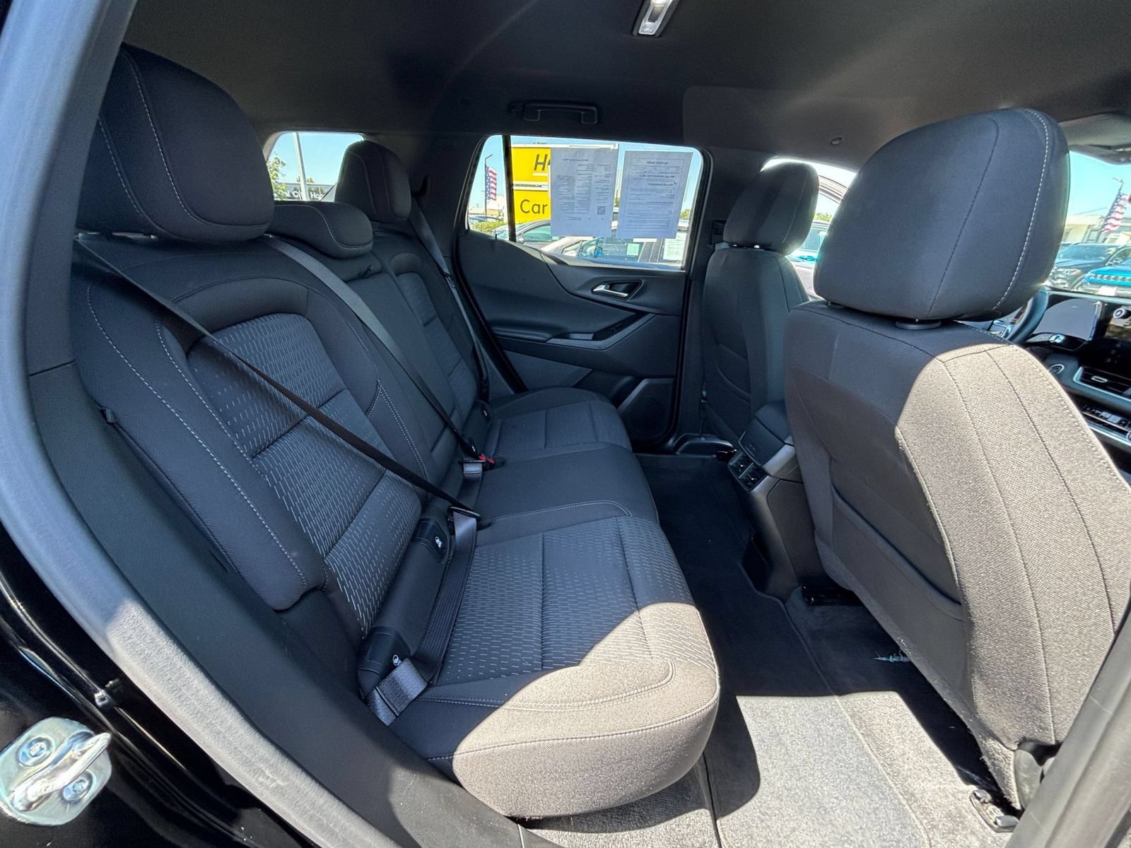 Used 2025 Chevrolet Equinox LT FWD image 26