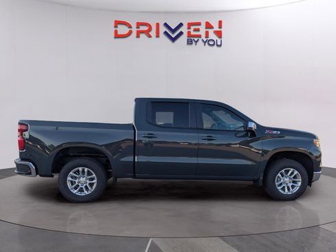 New 2026 Chevrolet Silverado 1500 LT w/ Z71 Off-Road Package image 6