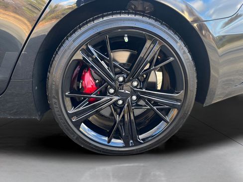 Used 2024 Genesis G70 2.5T w/ Sport Prestige Package image 8