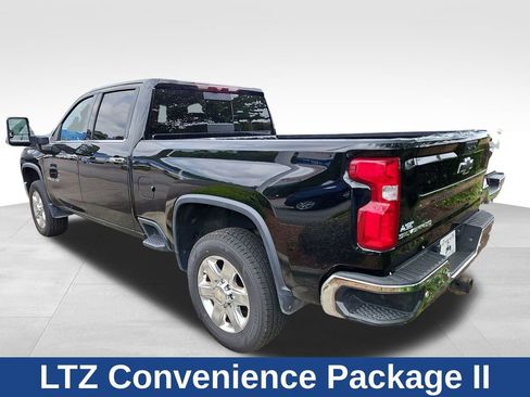 Used 2022 Chevrolet Silverado 2500 LTZ w/ LTZ Plus Package AWD/4WD image 4