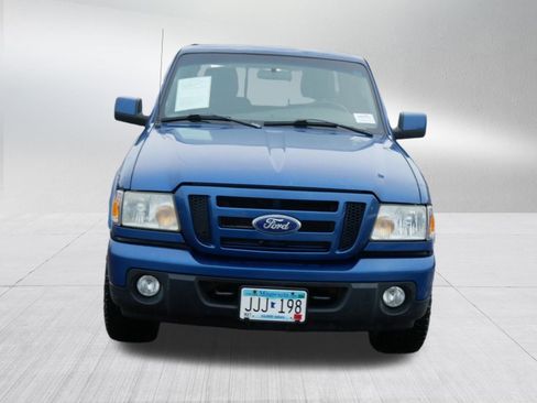 Used 2010 Ford Ranger XLT image 2