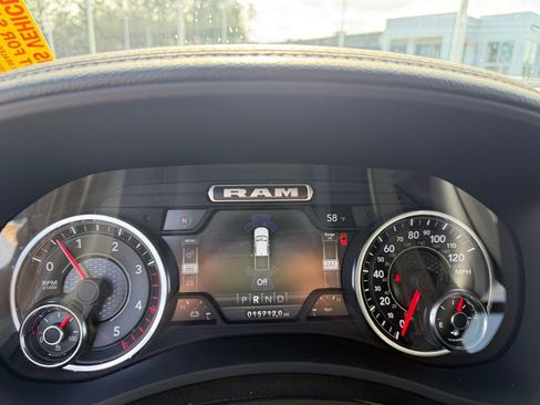 Used 2024 RAM 2500 Laramie w/ Night Edition image 15