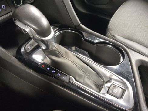 Used 2023 Buick Encore GX Preferred w/ Cold Weather Comfort Package FWD image 26