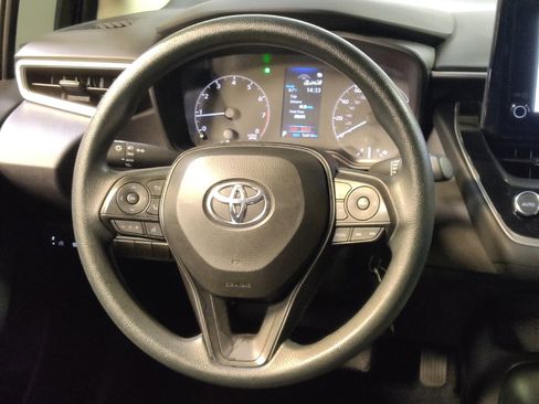 Used 2024 Toyota Corolla LE image 22