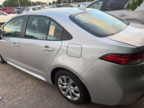 Used 2024 Toyota Corolla LE FWD image 4