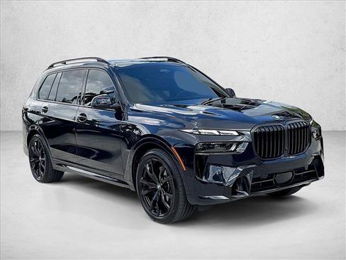 Used 2025 BMW X7 xDrive40i w/ M Sport Package AWD/4WD image 10