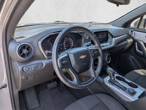 Used 2021 Chevrolet Blazer LT FWD image 10