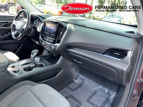 Used 2021 Chevrolet Traverse LT AWD/4WD image 6
