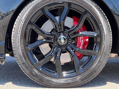 Used 2022 Land Rover Range Rover Sport SVR image 16