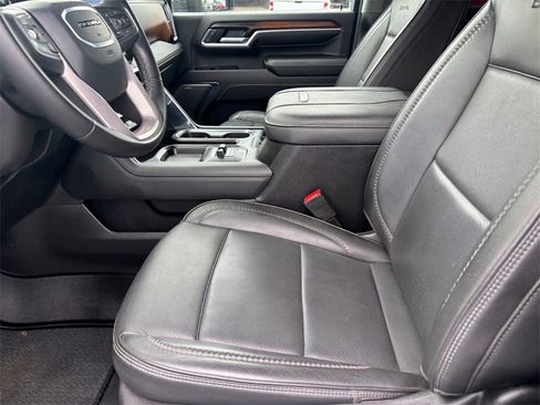 Certified 2024 GMC Sierra 2500 Denali w/ Denali Reserve Package image 11