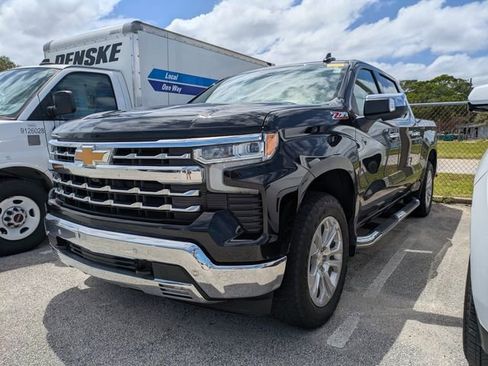 Used 2024 Chevrolet Silverado 1500 LTZ image 3