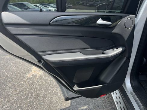 Used 2018 Mercedes-Benz GLE 350 4MATIC image 18