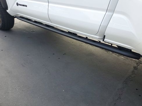 Used 2025 Toyota Tacoma Trailhunter image 32