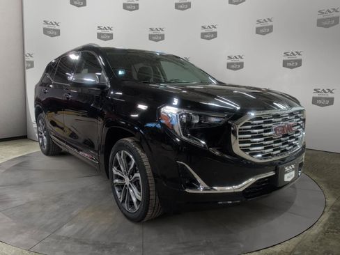 Used 2020 GMC Terrain Denali AWD/4WD image 1