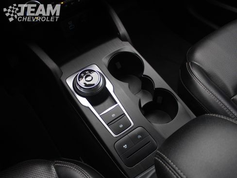 Used 2022 Ford Escape SEL image 20