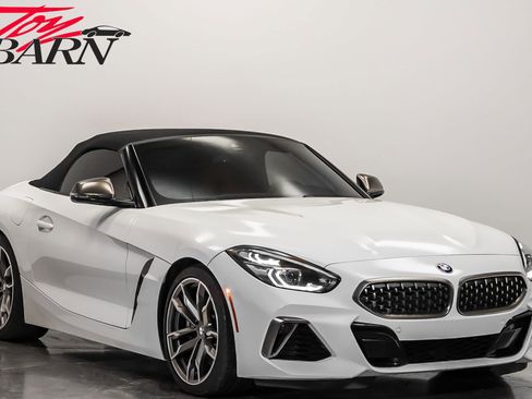 Used 2020 BMW Z4 M40i w/ Driving Assistance Package image 15