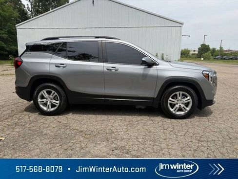 Certified 2024 GMC Terrain SLE w/ Driver Convenience Package FWD image 7