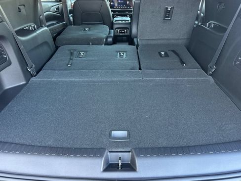 New 2026 Chevrolet Traverse Z71 w/ Enhanced Driving Package AWD/4WD image 15